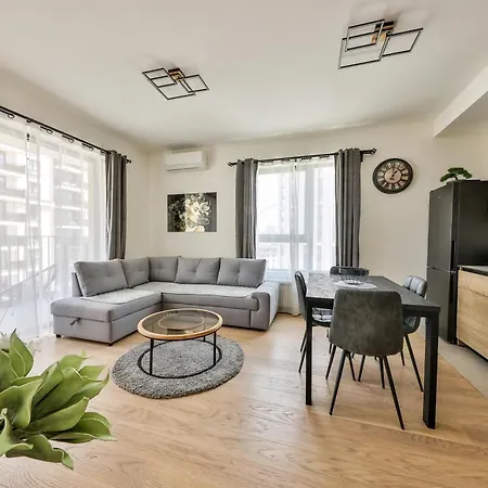 Modern On The Waterfront